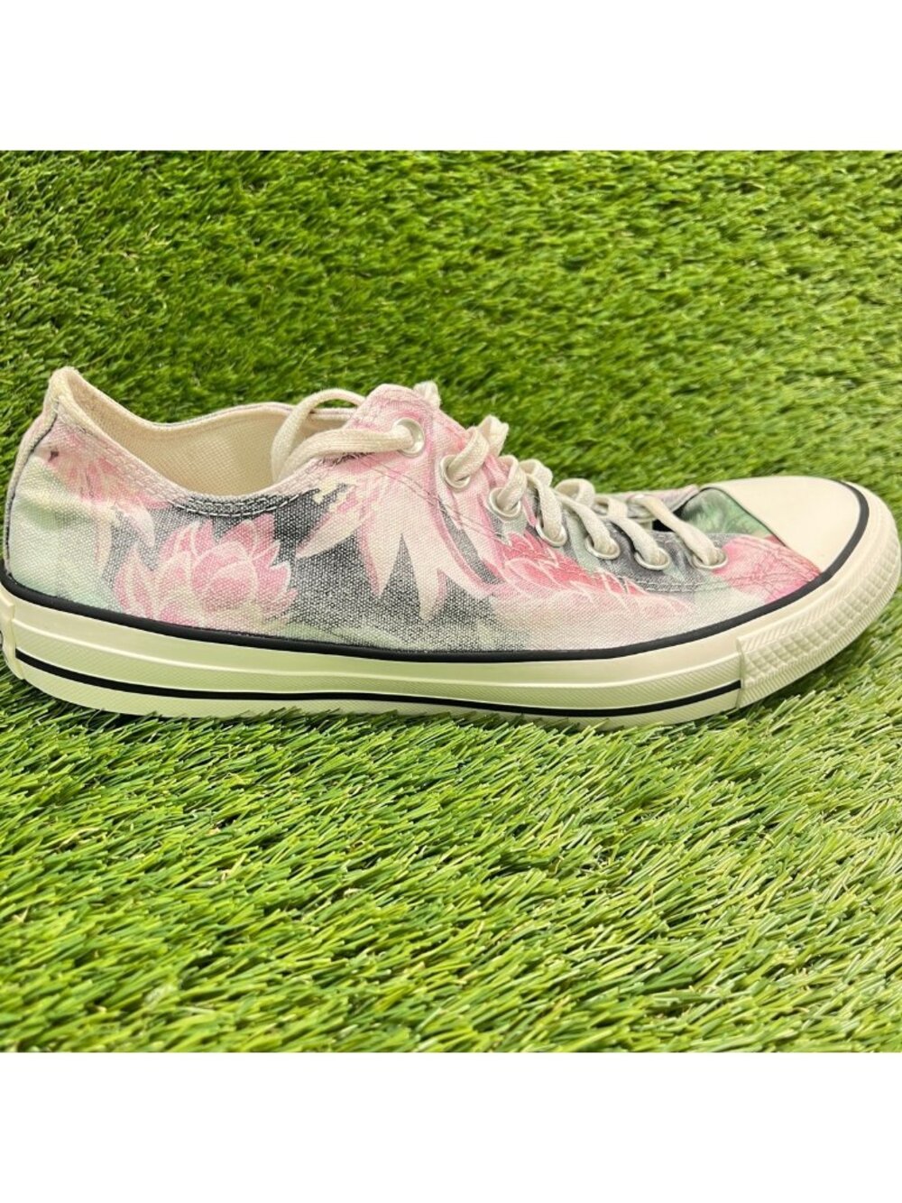 Converse Chuck Taylor All Star Low Mens Size 9 Pink Athletic Shoes Sneakers